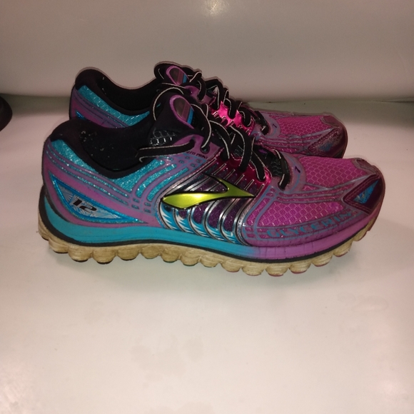 womens brooks glycerin 12 sale